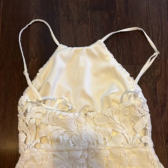 Lulus Halter dress - Picture 7 of 7